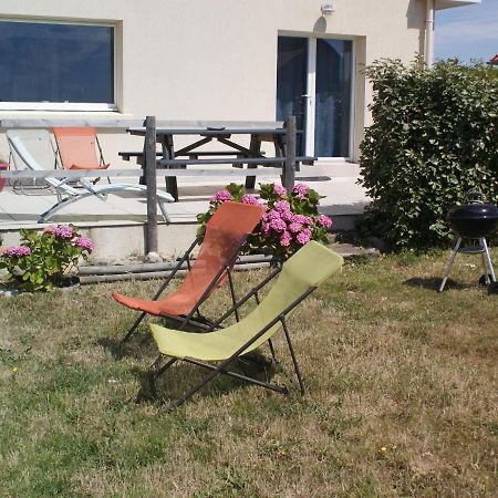 Wonderful Holiday Home In Audinghen With Garden Bagian luar foto