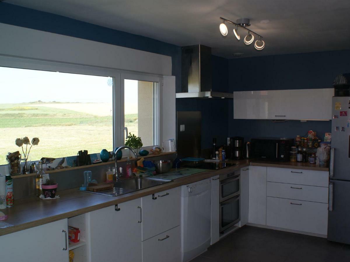 Wonderful Holiday Home In Audinghen With Garden Bagian luar foto